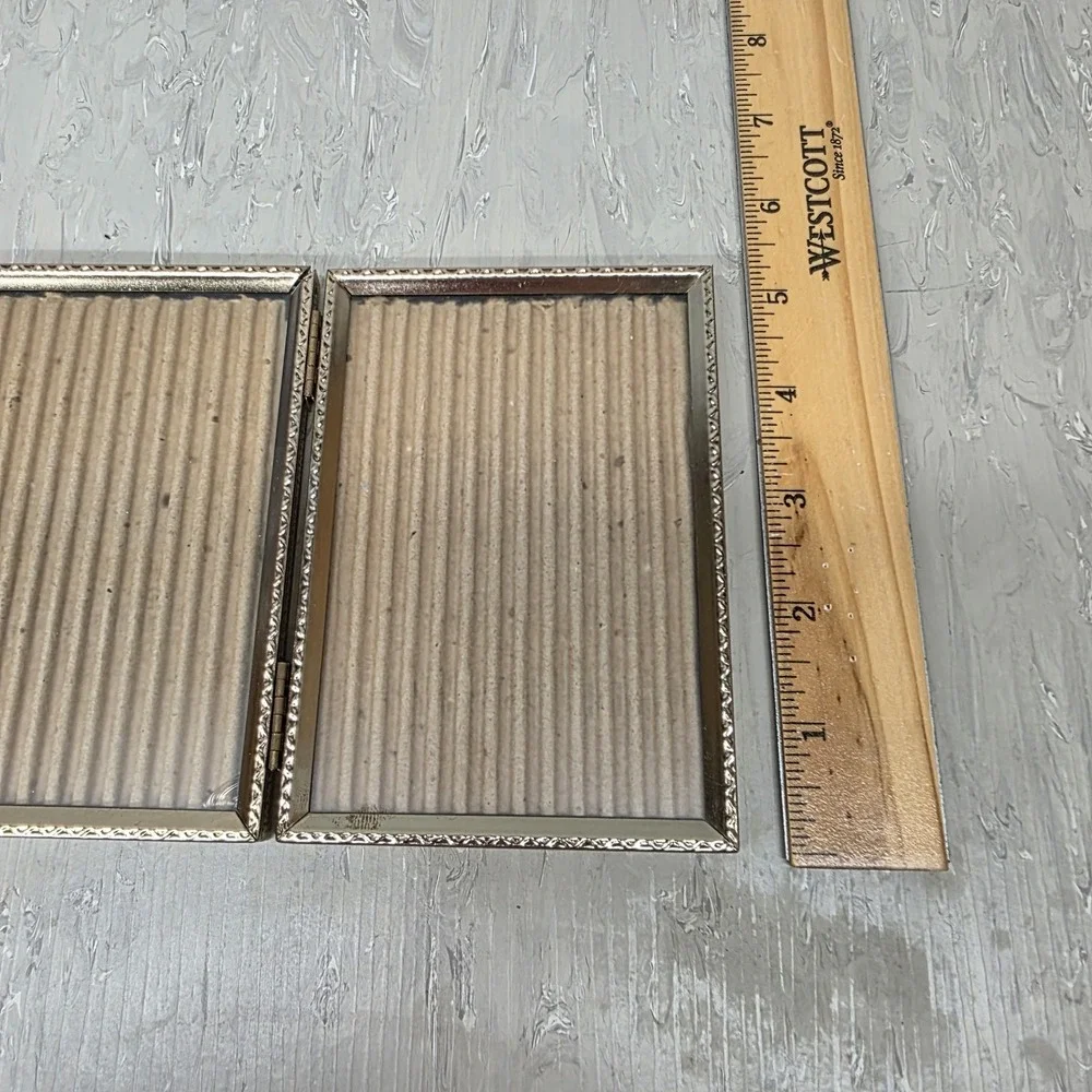 Vtg Gold-Toned Brass Double‎ Hinged Picture Frame | Ornate Geometric Border